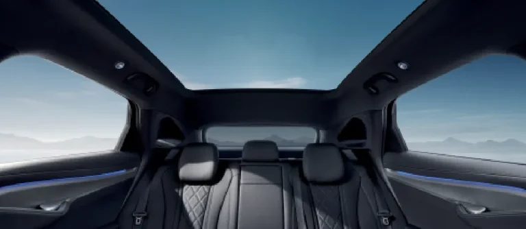 sealion7-interior-2